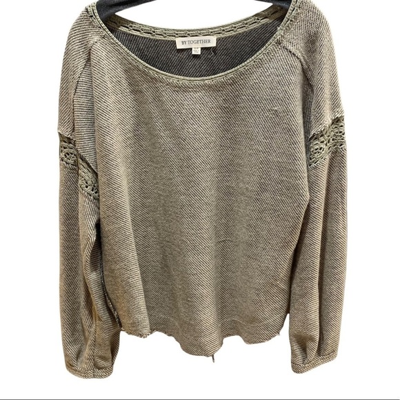 By Together Tan Frayed Edge Scooped Neck Sweater Oversized Sz S - Picture 2 of 8